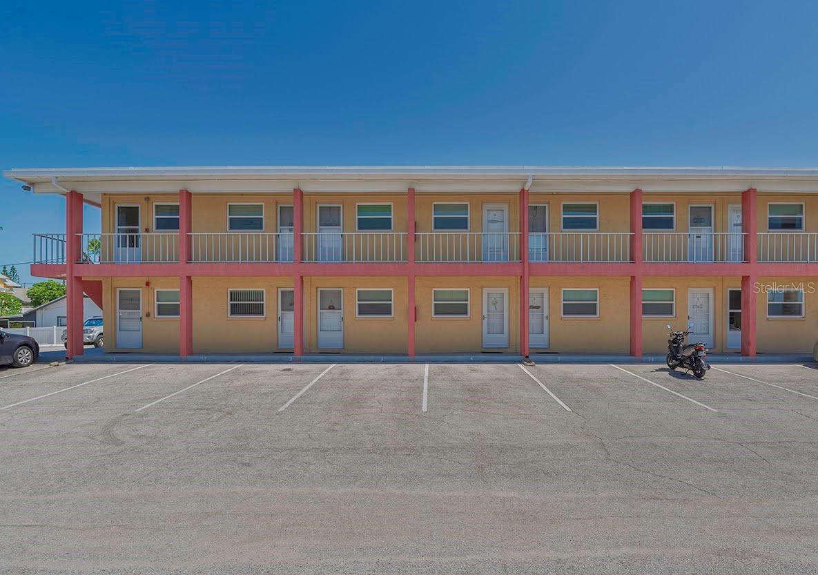 8567 Gulf Boulevard, FL