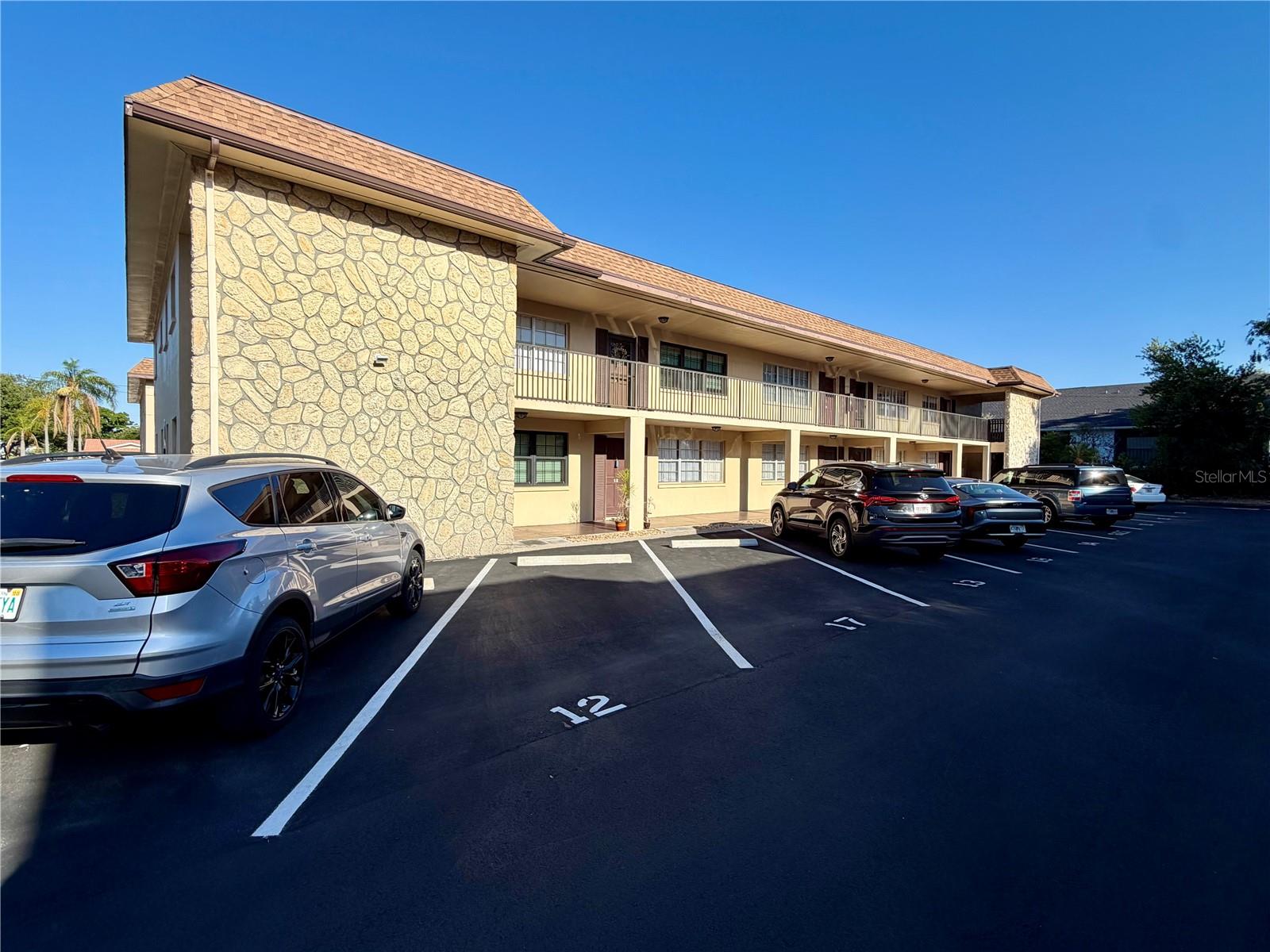1320 Moreland Drive, FL