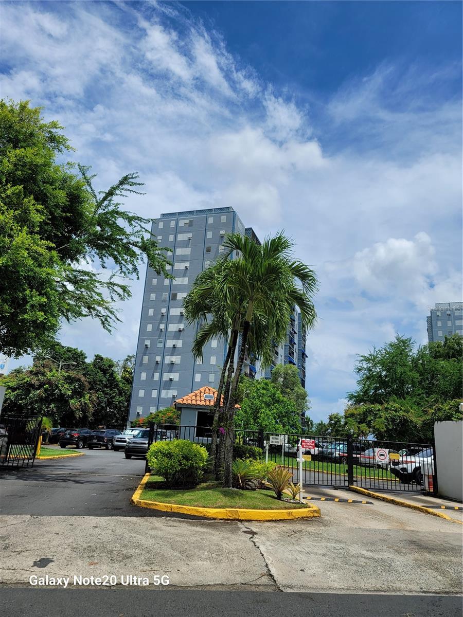 424 Calle Ensenada, PR