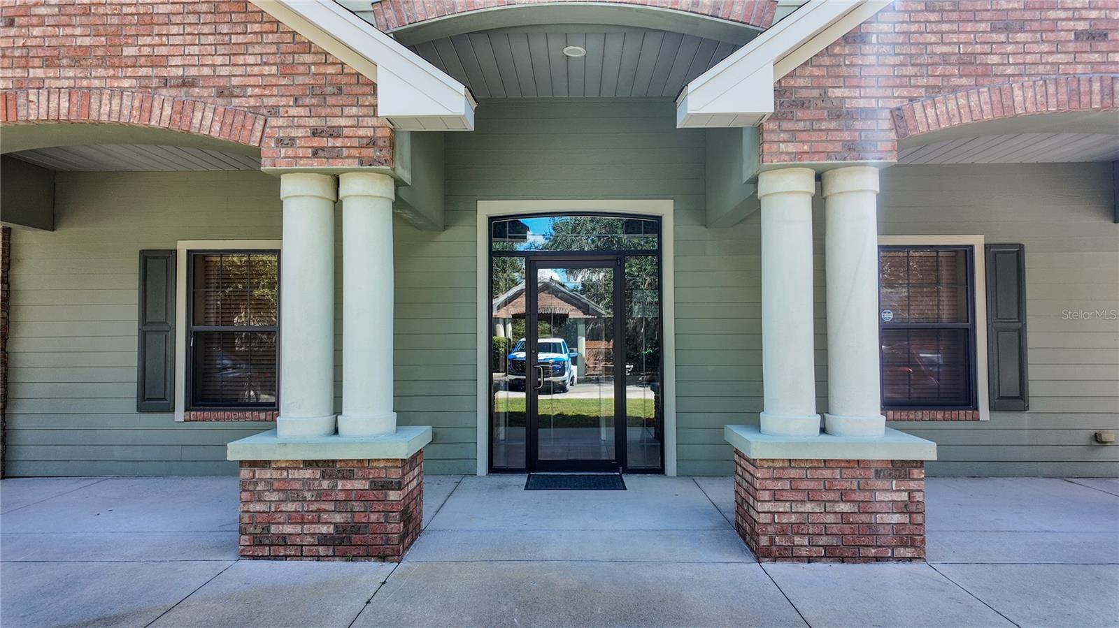 3235 34th Street, FL