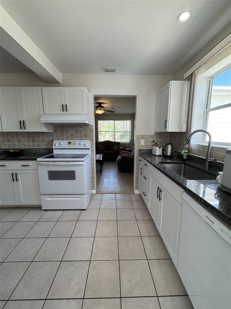 5277 Grobe Street, FL