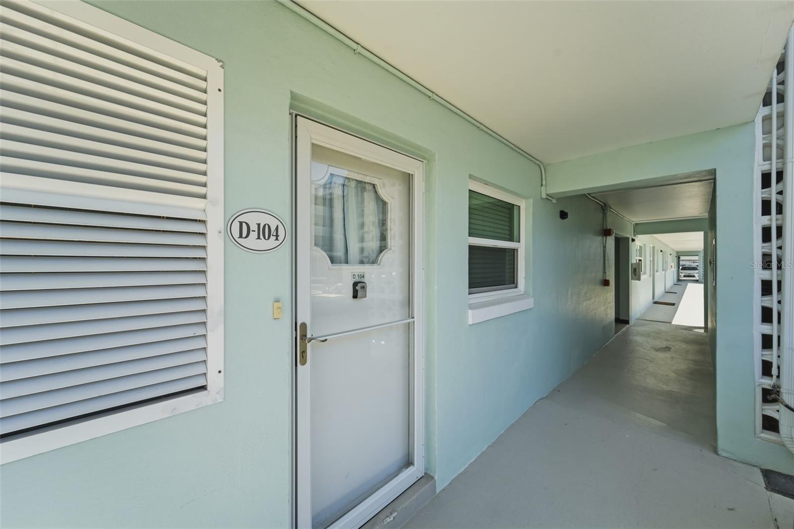 325 Causeway, FL