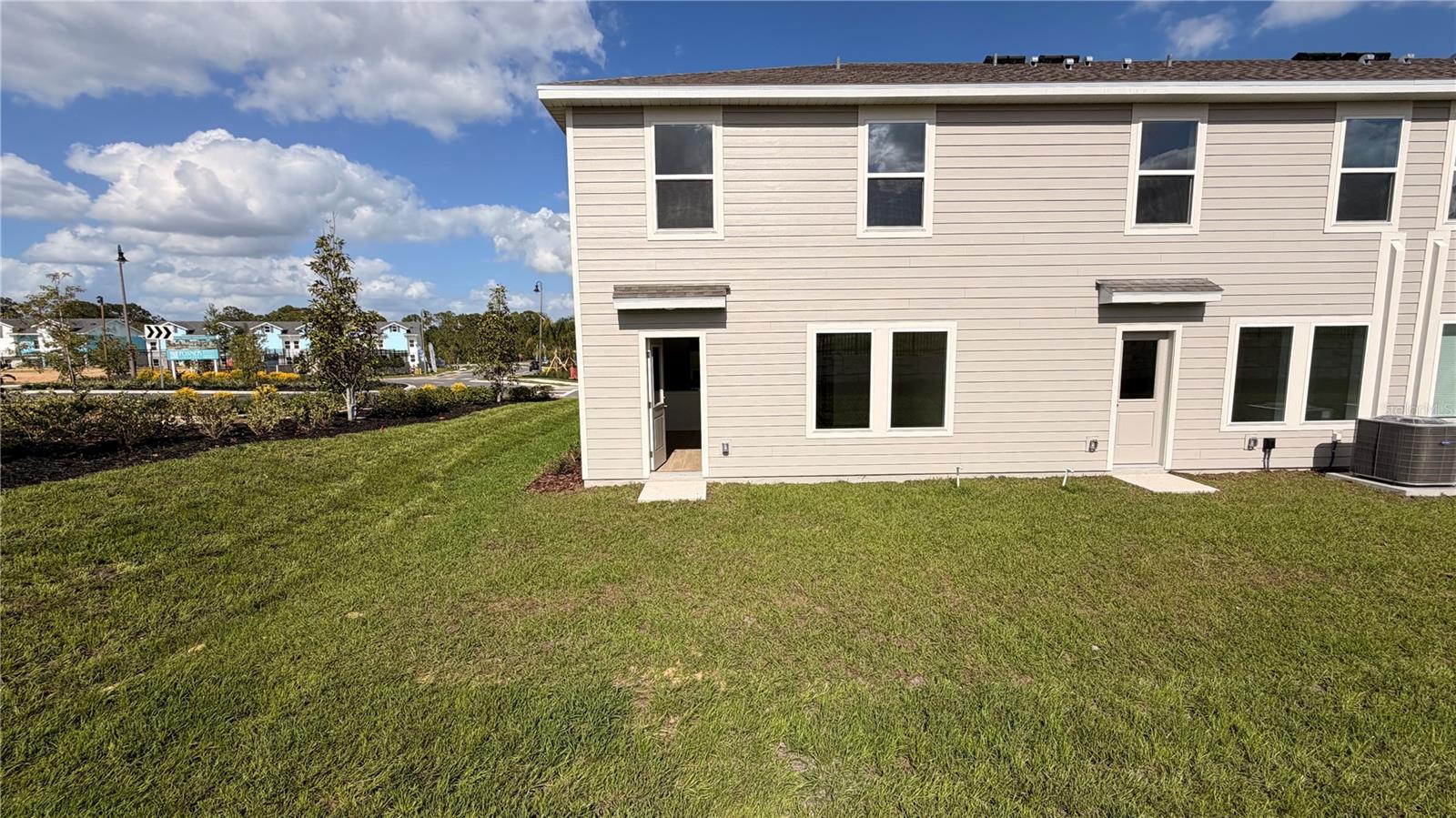 806 Lynx St, FL