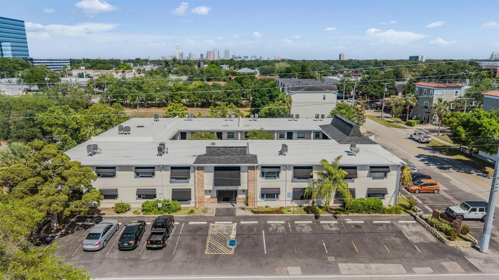 120 Church Avenue, FL