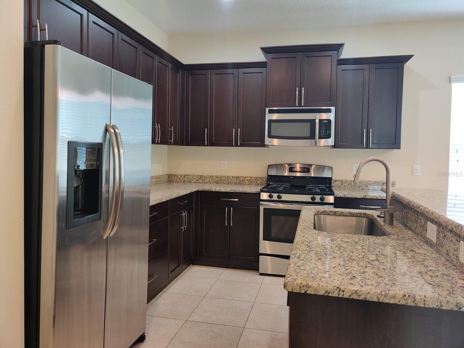 12256 Longview Lake Circle, FL