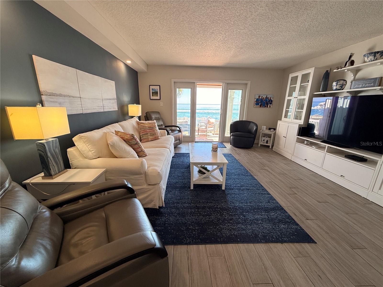 4942 Coquina Key Drive, FL