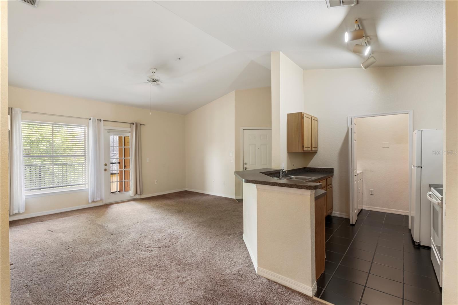 6025 Westgate Drive, FL
