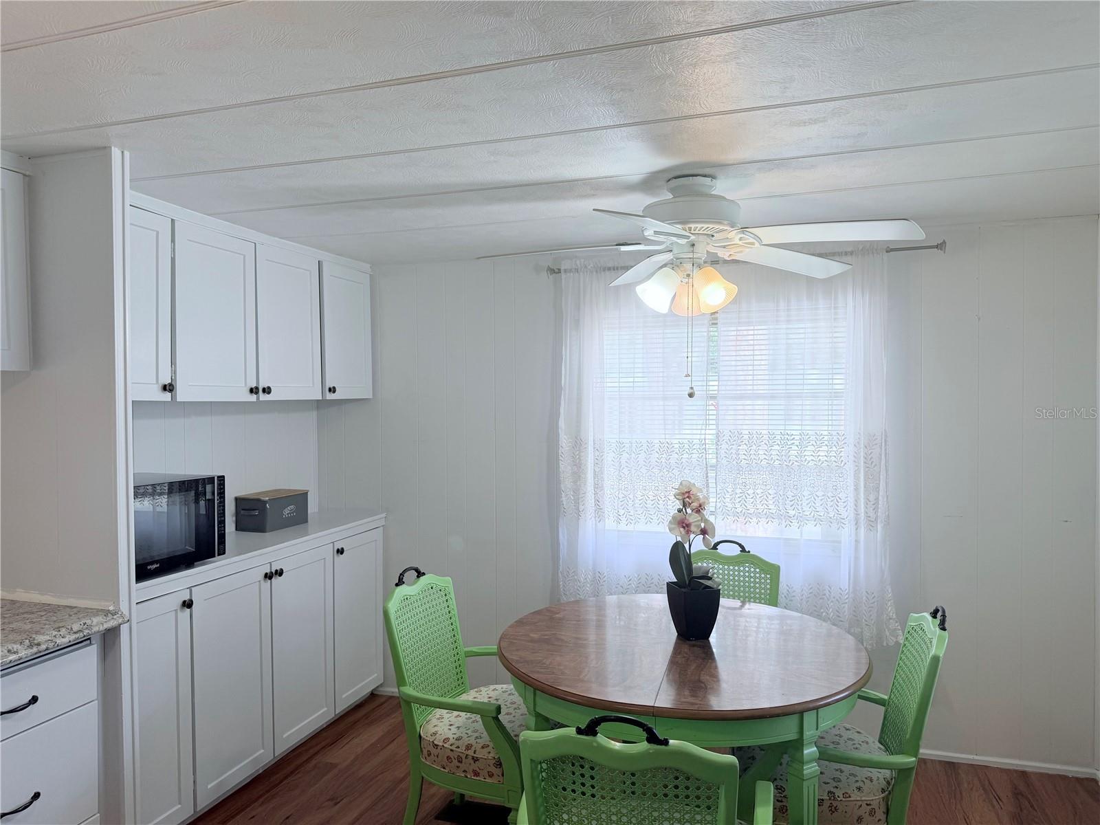 1800 Englewood, FL