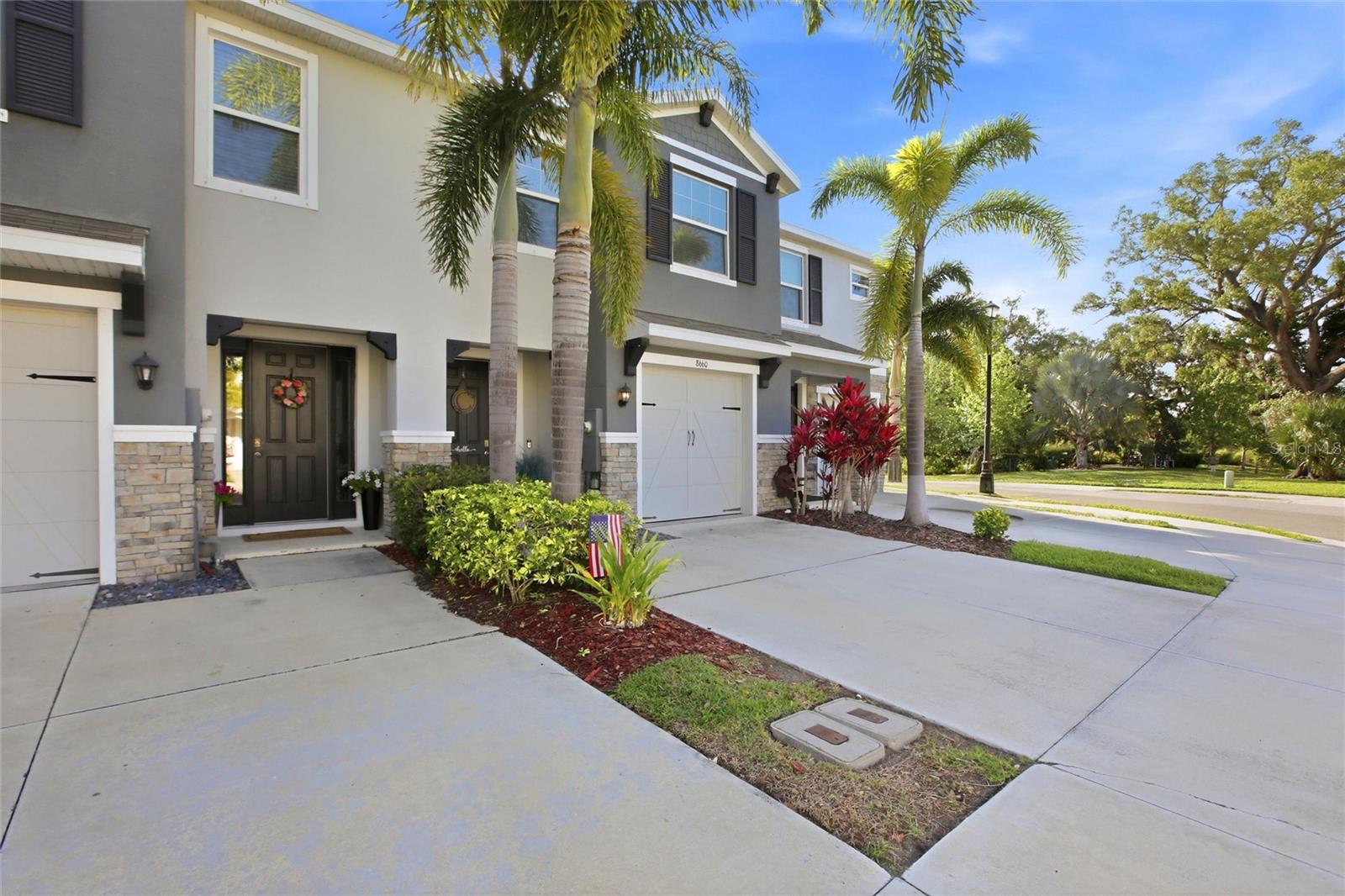 SARASOTA, FL