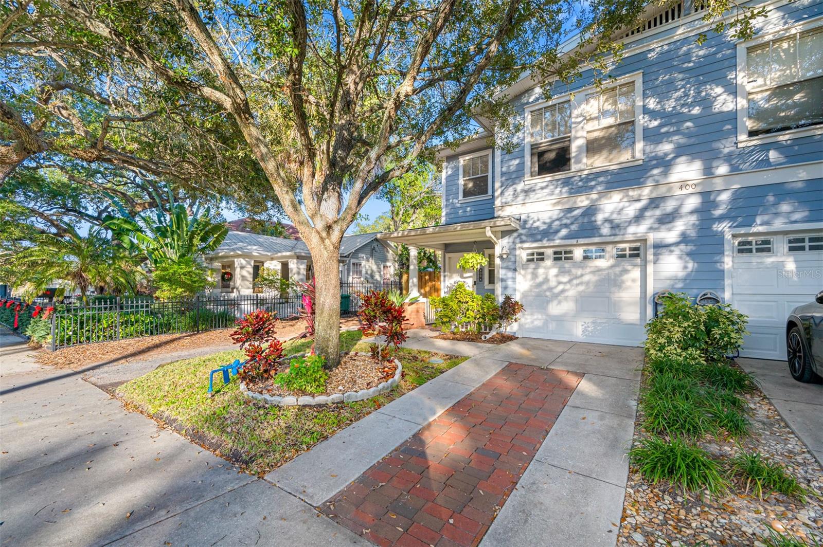 400 Willow Avenue, FL
