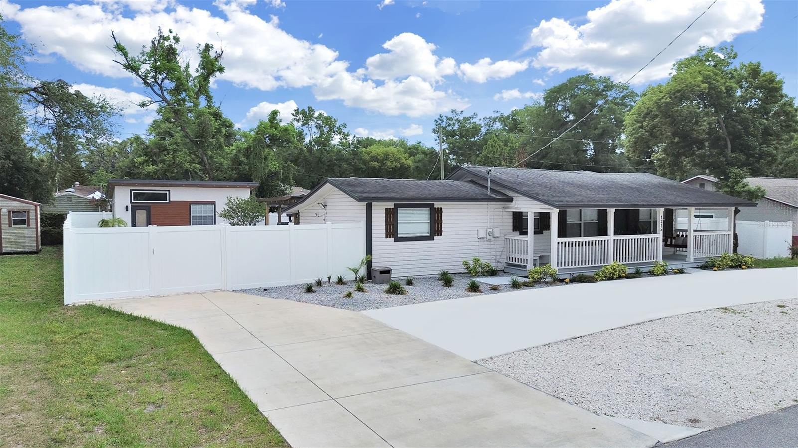 1215 Curtis Street, FL