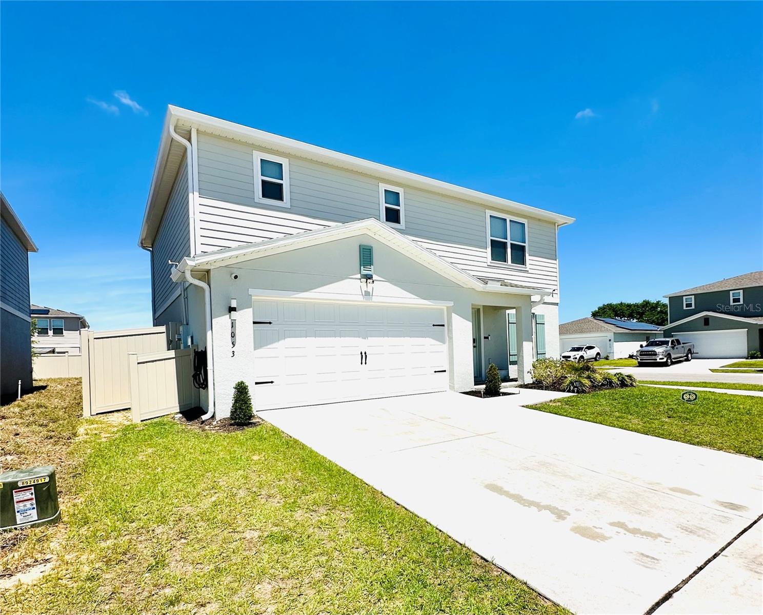 1053 Ambleside Dr, FL