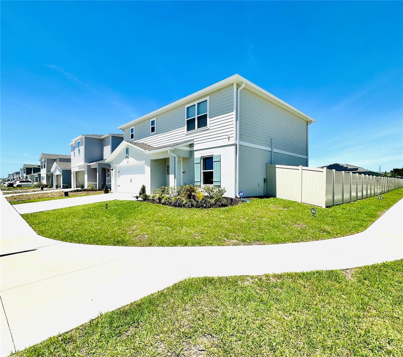 1053 Ambleside Dr, FL