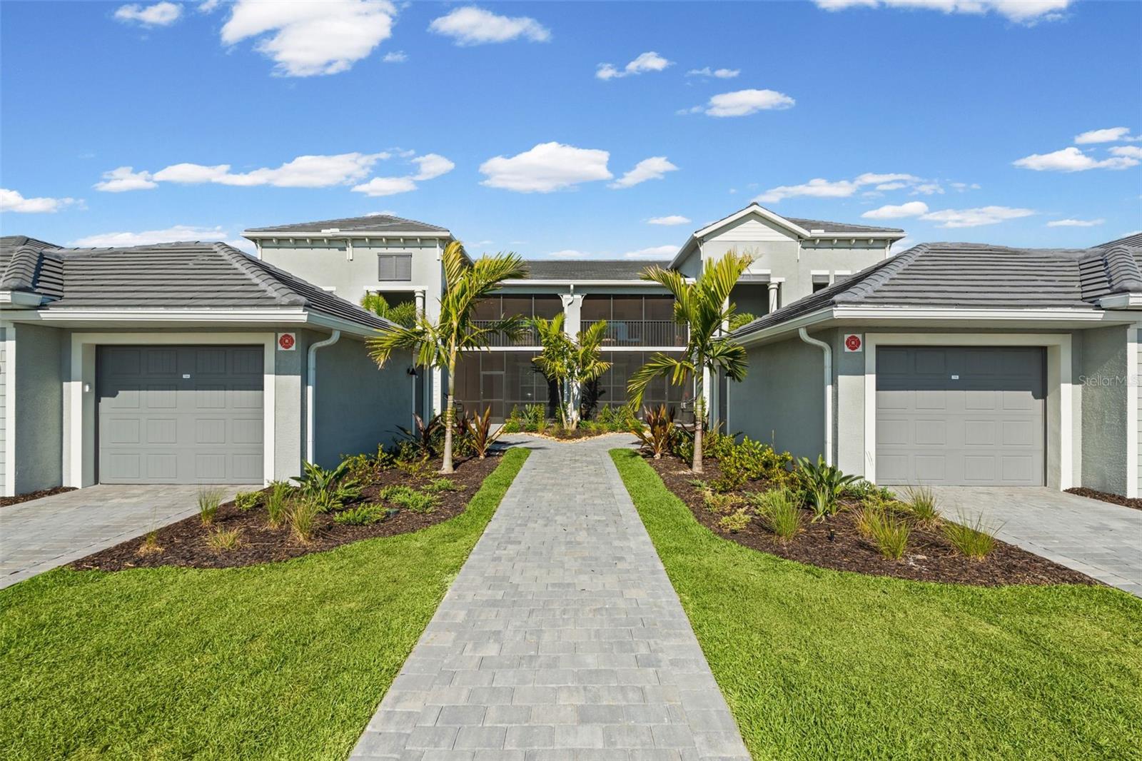 19015 Scallop Loop, FL