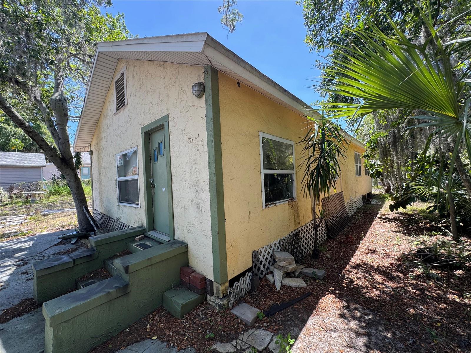 72 Ada Street, FL