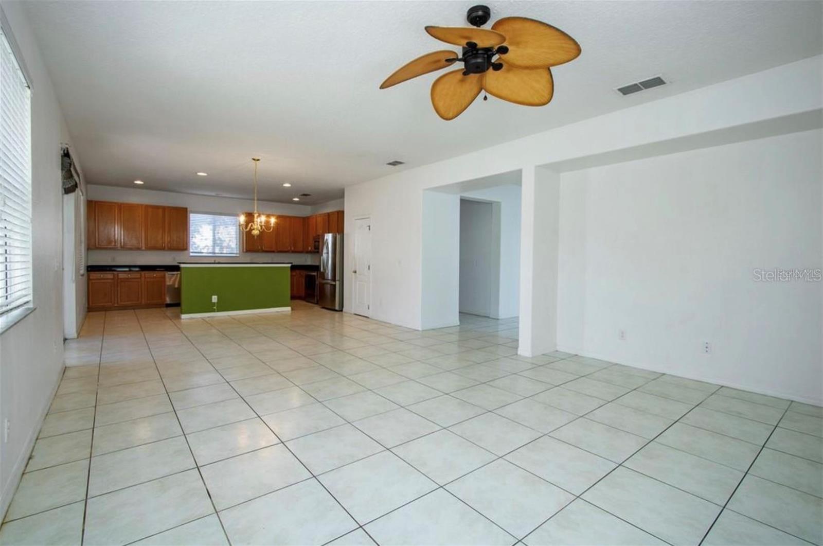 1412 Blackwater Pond Drive, FL