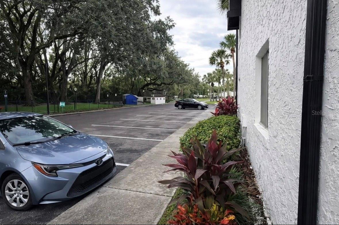 4407 Semoran Boulevard, FL