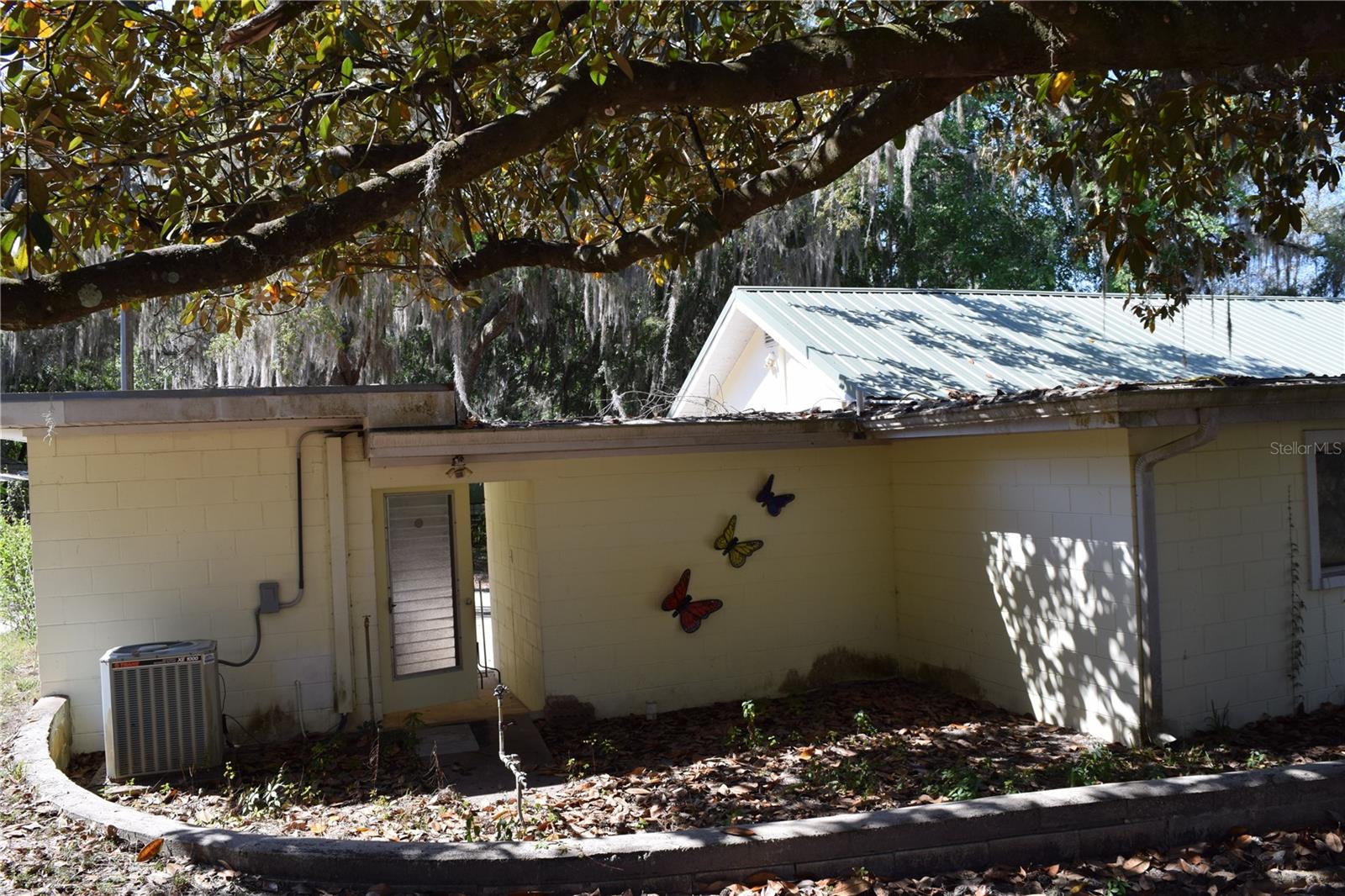 121 Aweema Way, FL