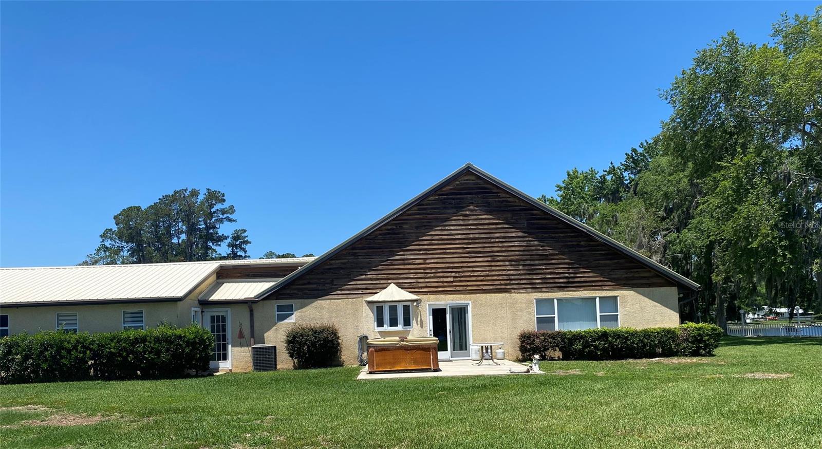 229 Lake Ida Point Drive, FL