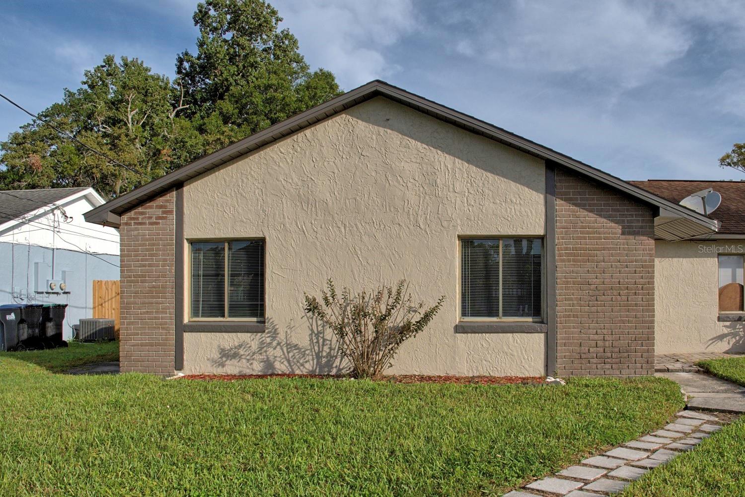 6003 Oleander Drive, FL