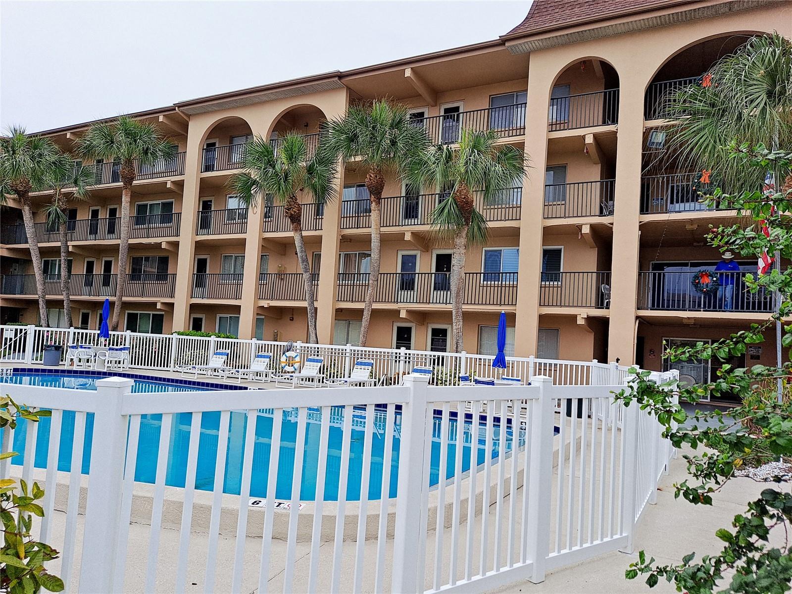 2525 Bay Drive, FL