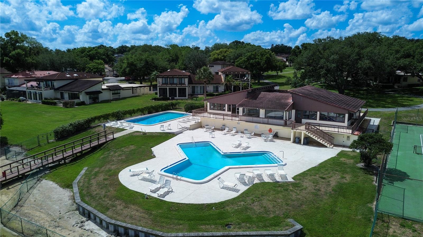 17 Loma Verde, FL