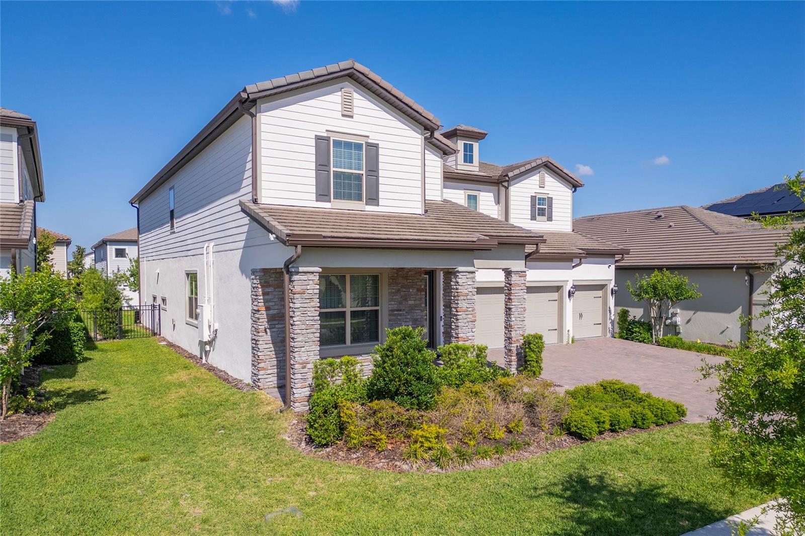 9242 Hanging Vine Court, FL