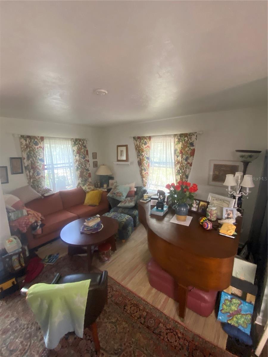 1231 9th Street, FL