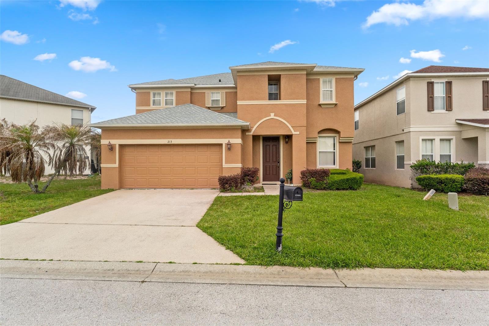 213 Willow View Drive, FL