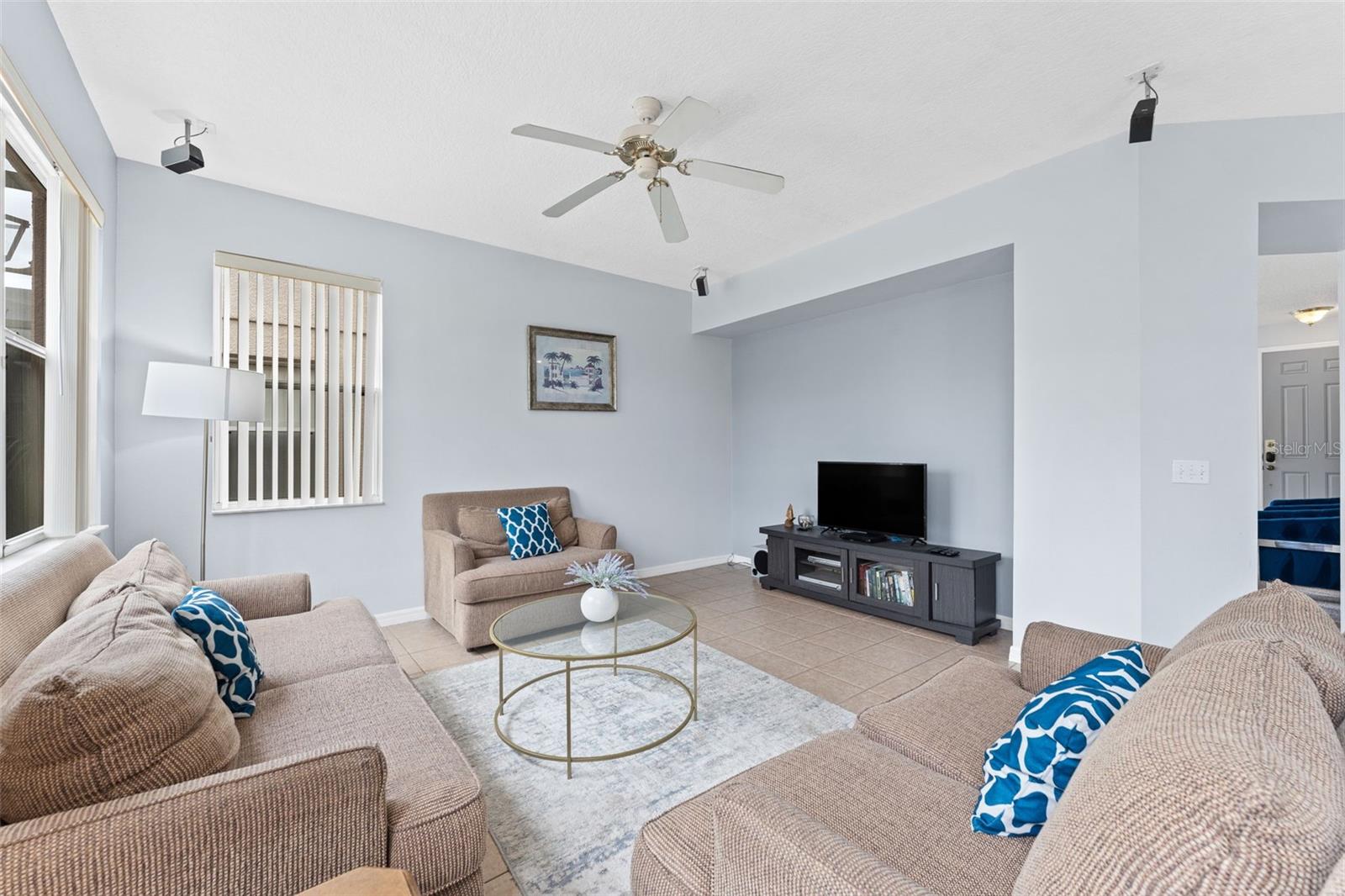 213 Willow View Drive, FL