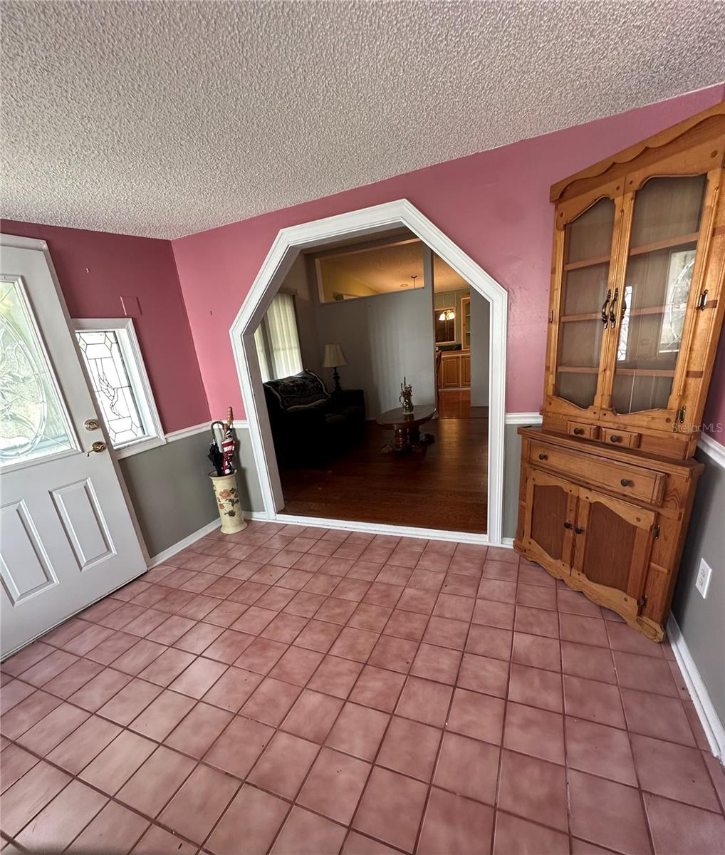 907 Orchid Street, FL