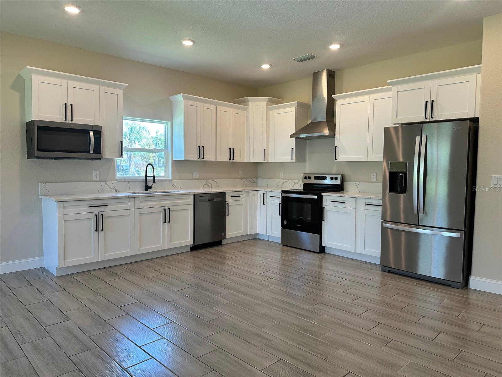 1404 Lowry Avenue, FL