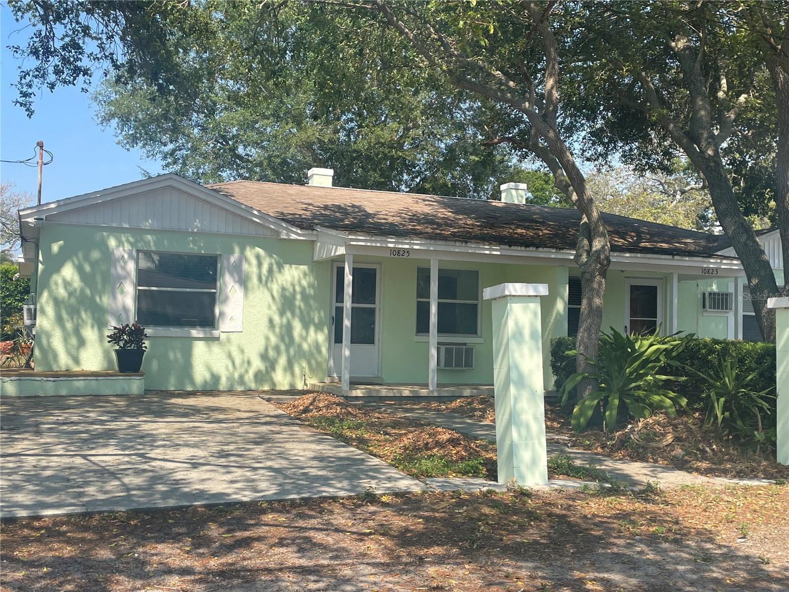 10825 Navajo Drive, FL