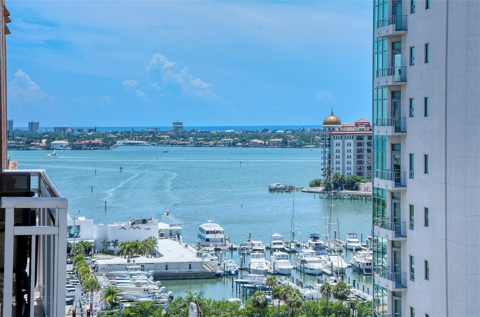 1350 Main Street, FL