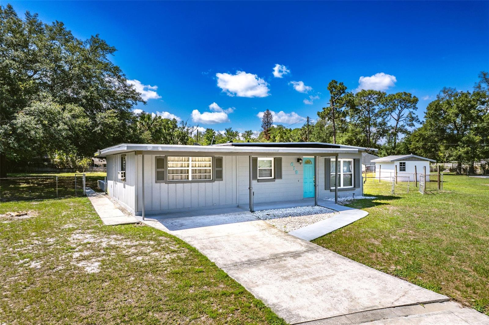 619 Camellia Court, FL