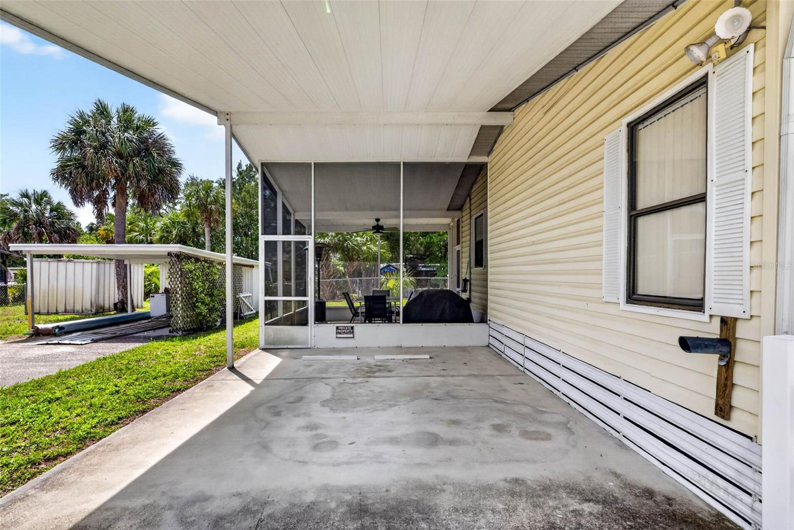 8552 Peacock Court, FL