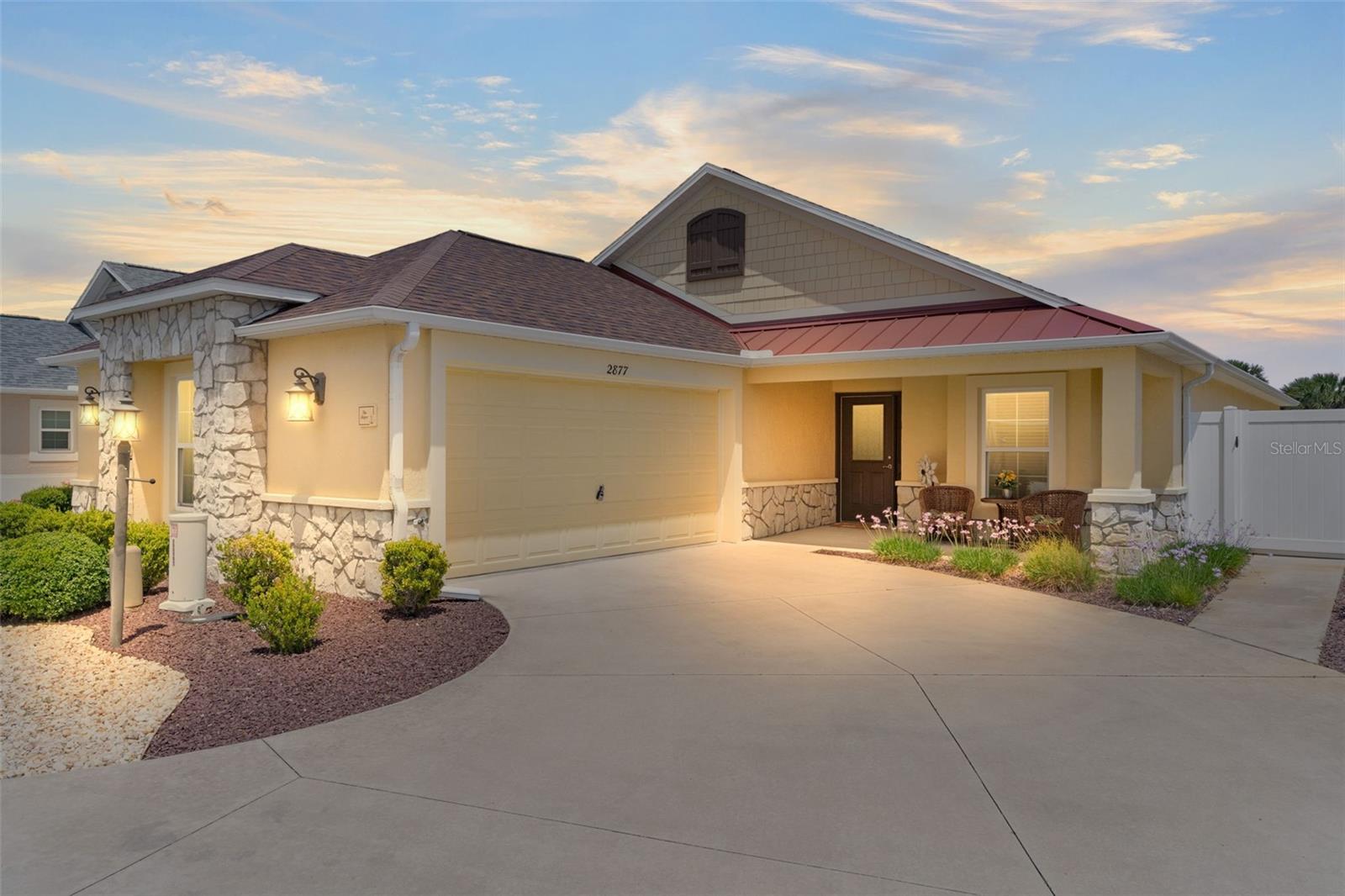 2877 Charlevoix Street, FL