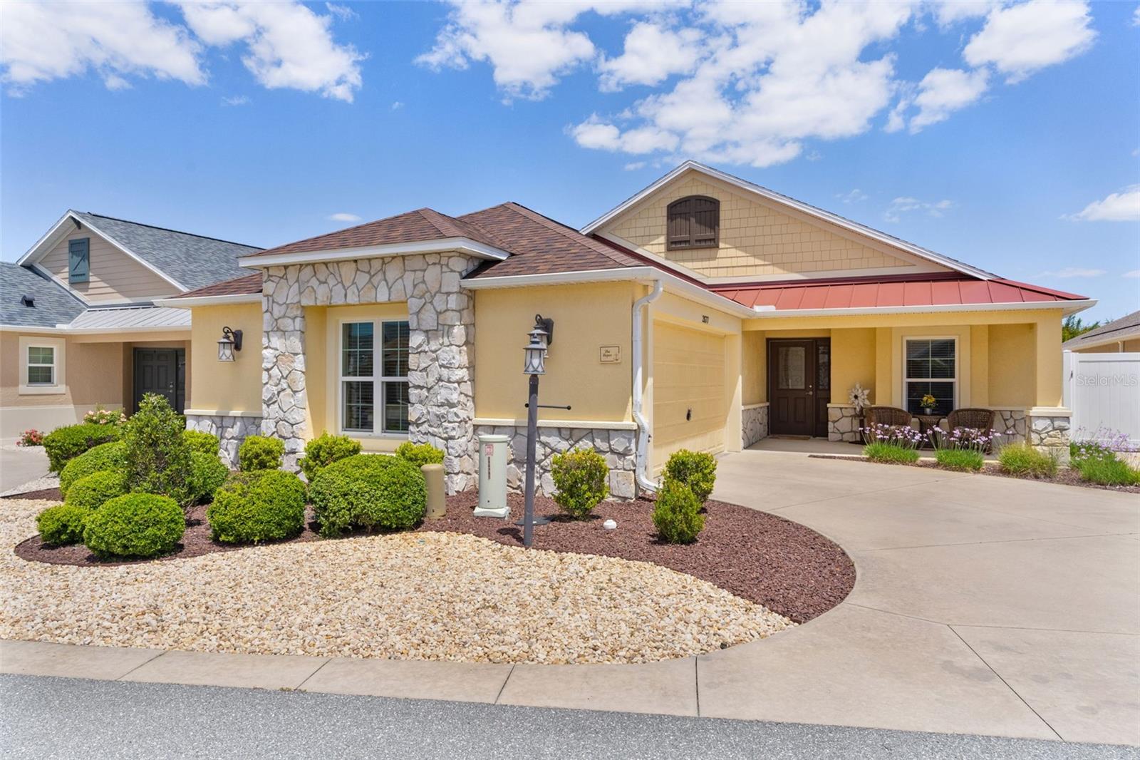 2877 Charlevoix Street, FL