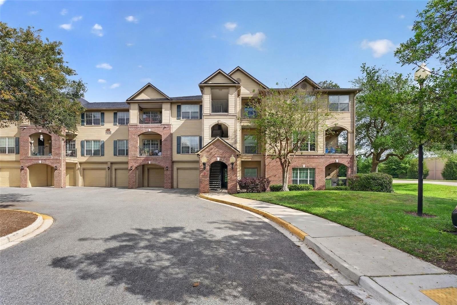 7800 Point Meadows Drive, FL