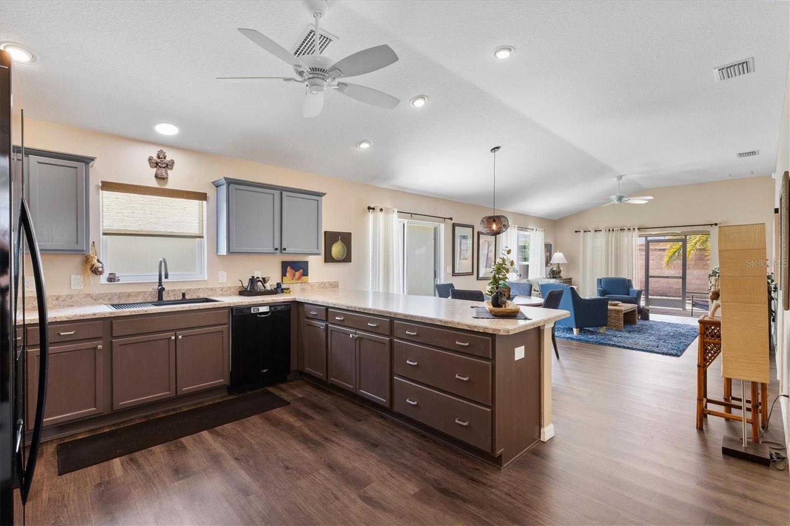 2464 Nellie Rd, FL