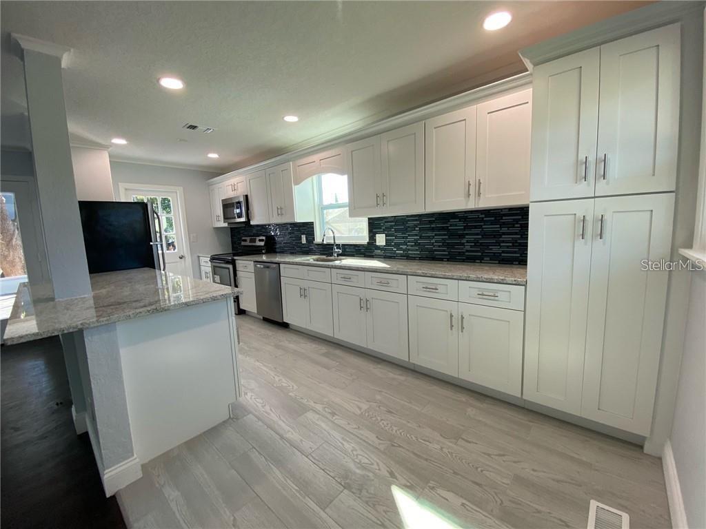 16 Jeff Road, FL