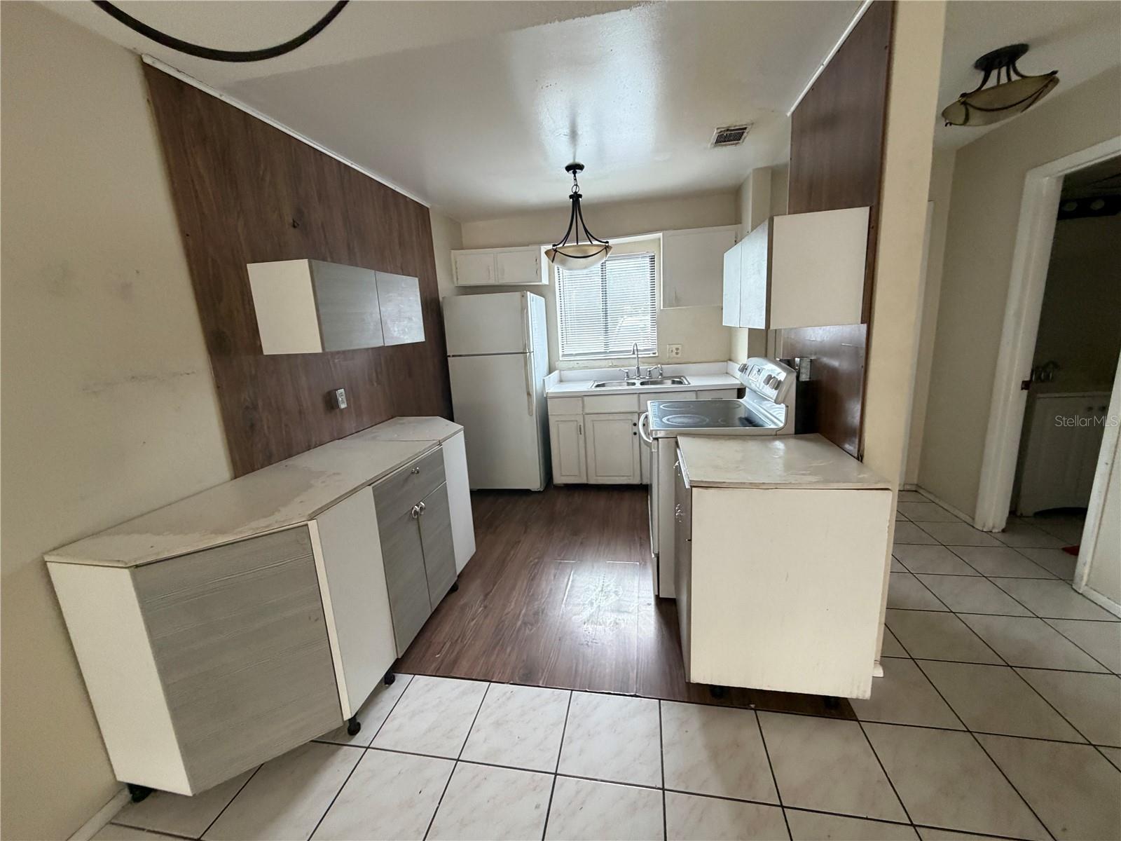 5861 Curry Ford Road, FL