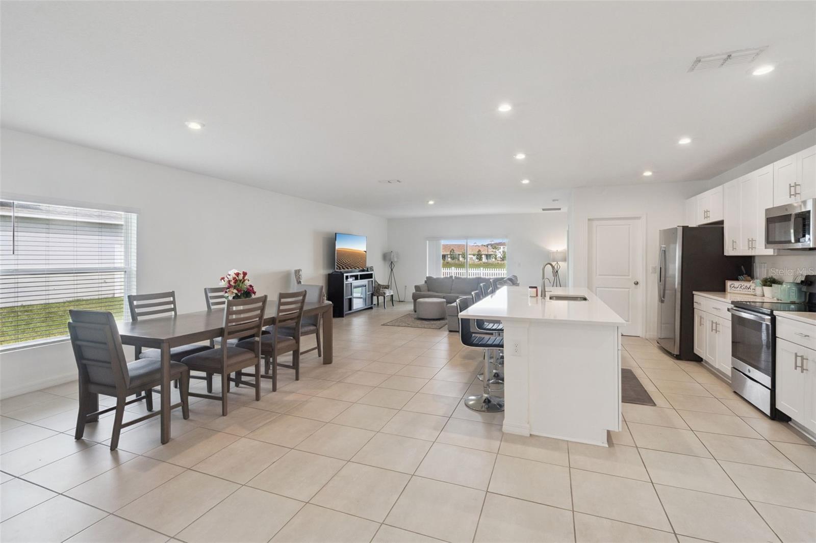392 Citrine Loop, FL
