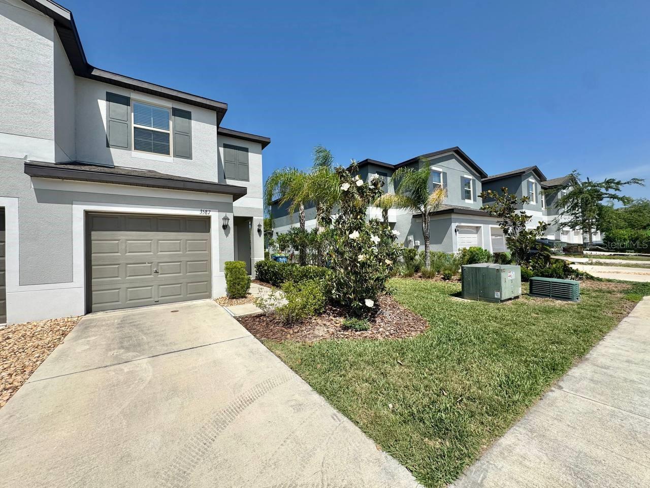 3587 Bellmeade Court, FL