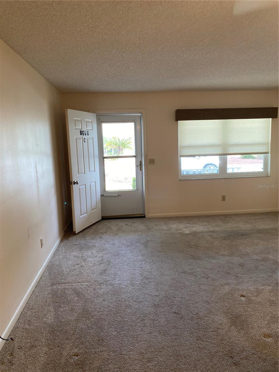 8666 92nd Lane, FL