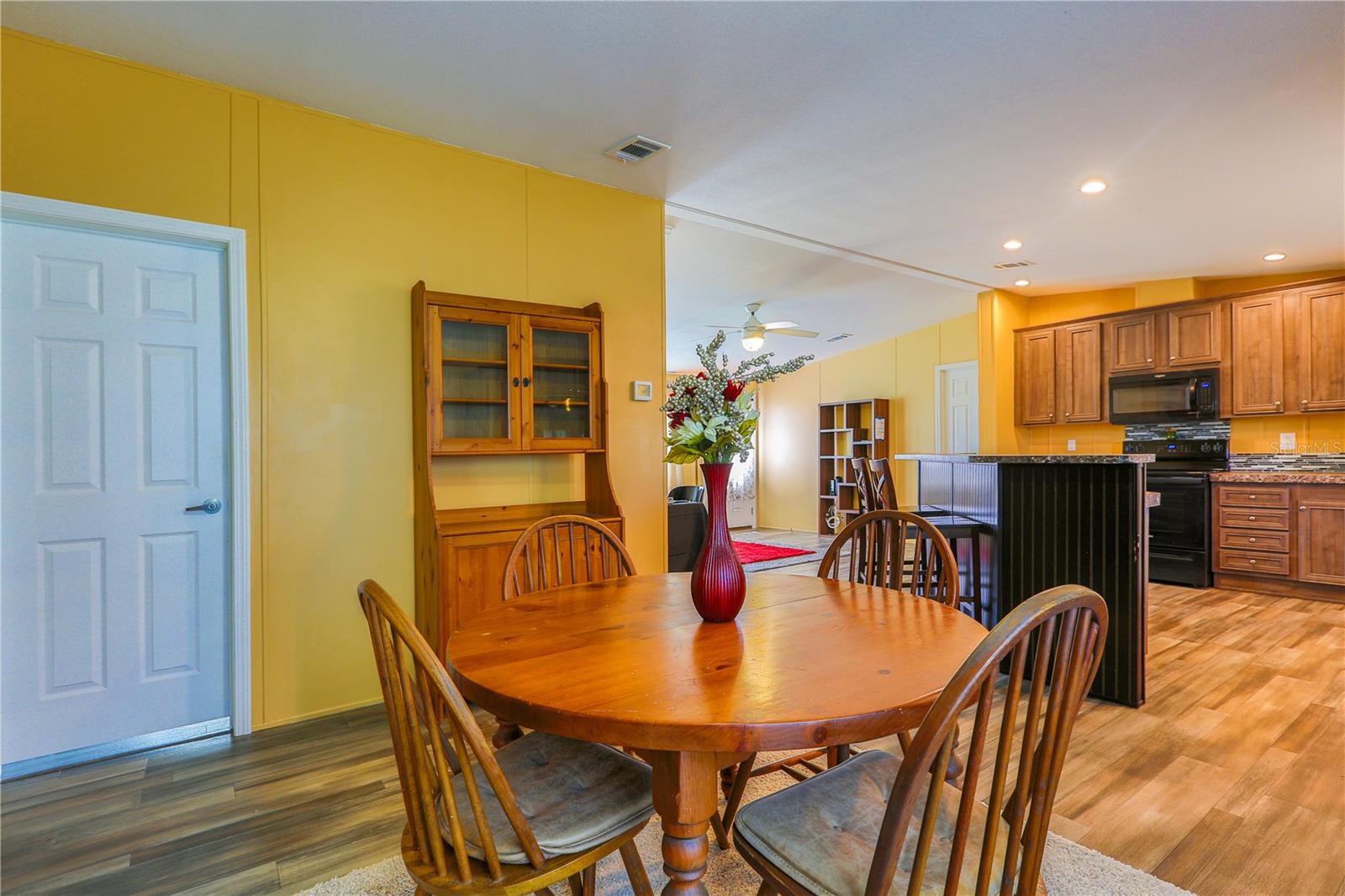 209 Ellsworth Drive, FL