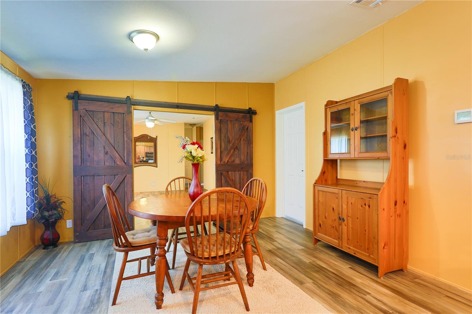 209 Ellsworth Drive, FL