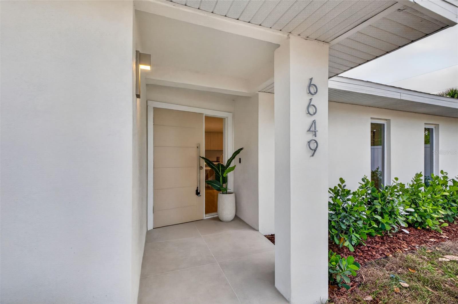 6649 Pinellas Point Drive, FL