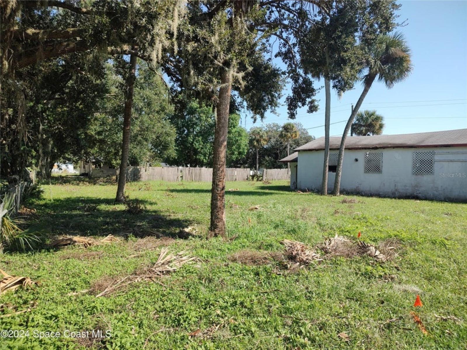 929 Deleon Avenue, FL