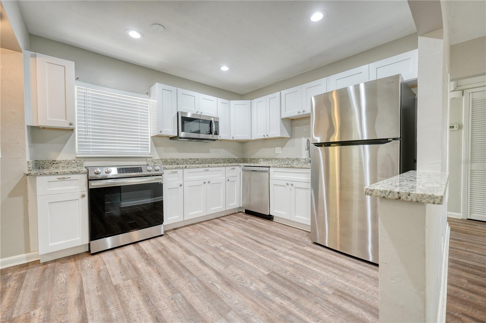 8086 28th Avenue, FL